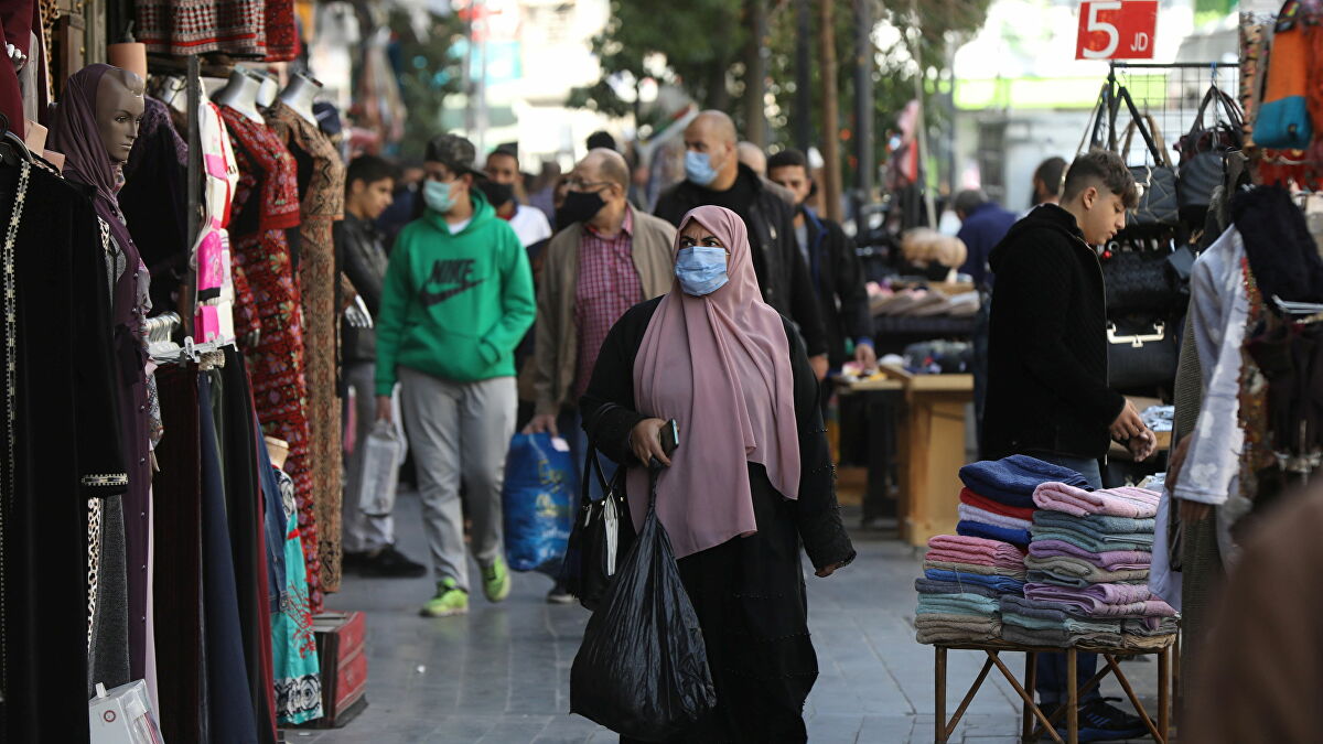 نشاط تجاري ملحوظ وتحريك عجلة الاقتصاد بعد الغاء حظر الجمعة 