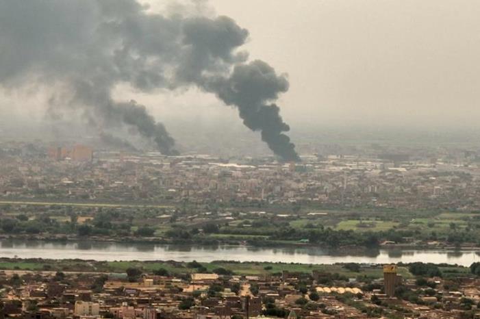 "الصحة" السودانية: 528 قتيلا منذ بدء الاشتباكات