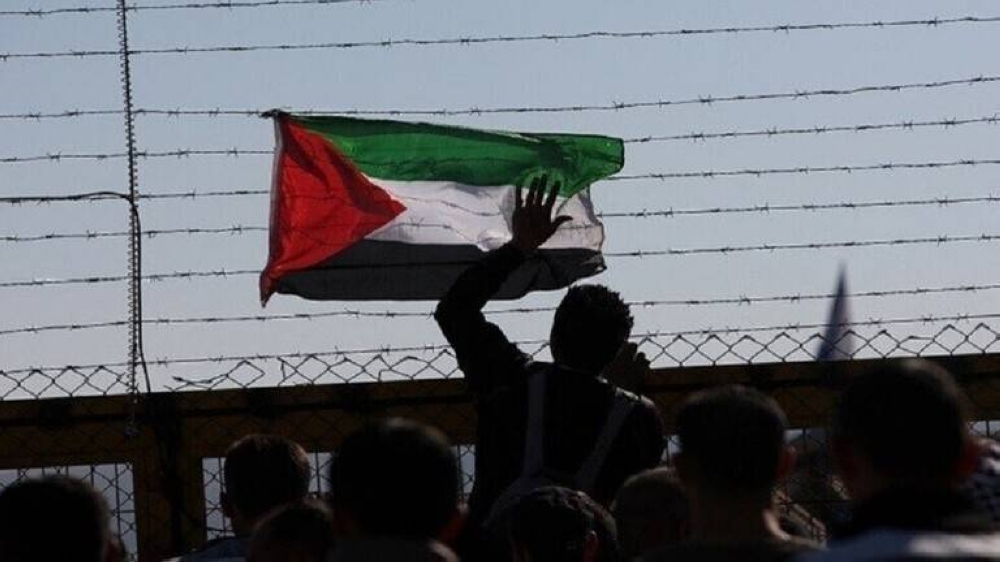 الأسرى الفلسطينيون يعلنون إضرابًا احتجاجا على تقليص زيارات ذويهم