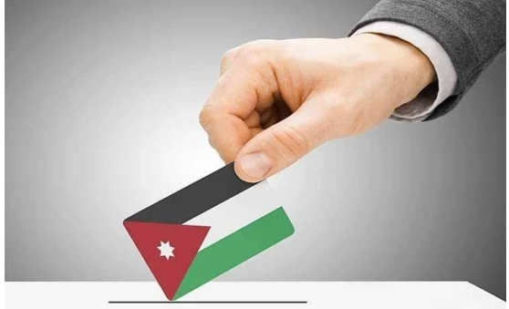  طلبات الترشح للانتخابات ترفد الخزينة بنحو 700 ألف دينار