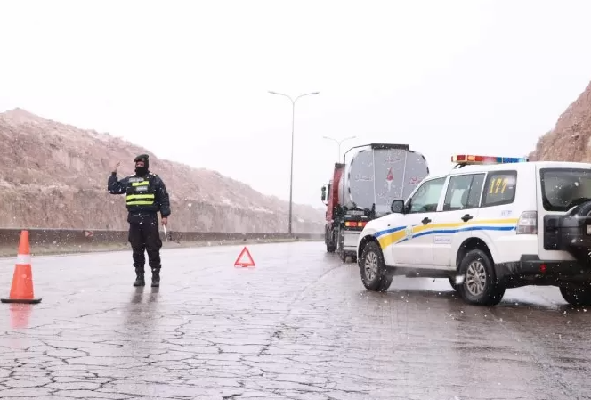 الدوريات الخارجية: جميع الطرق سالكة بحذر نتيجة الانجماد 