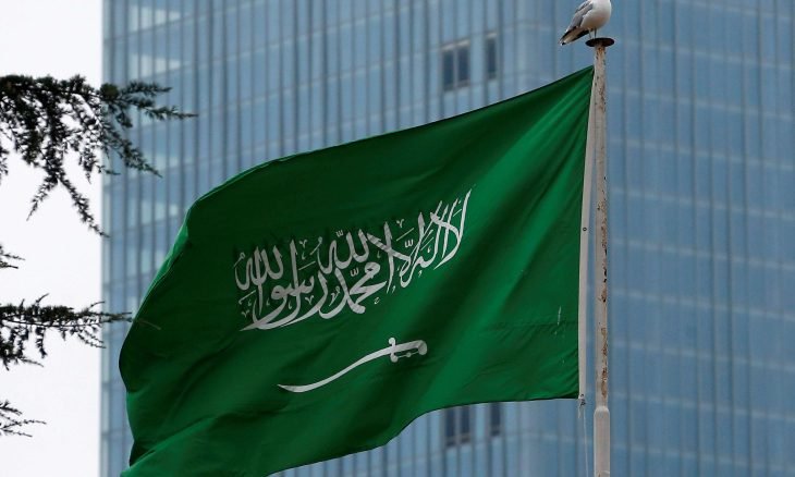 السعودية ..  إيقاف لواء طيار متقاعد في السعودية لاتهامه بقضية فساد