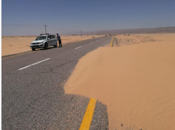 إغلاق حركة السير من محطة الزميلة باتجاه الجنوب والعاصمة بسبب الظروف الجوية