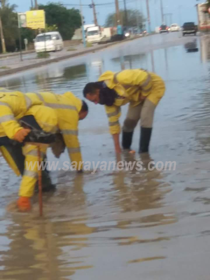 بالصور ..  الأمطار تغلق طريق كريمة في الأغوار الشمالية 