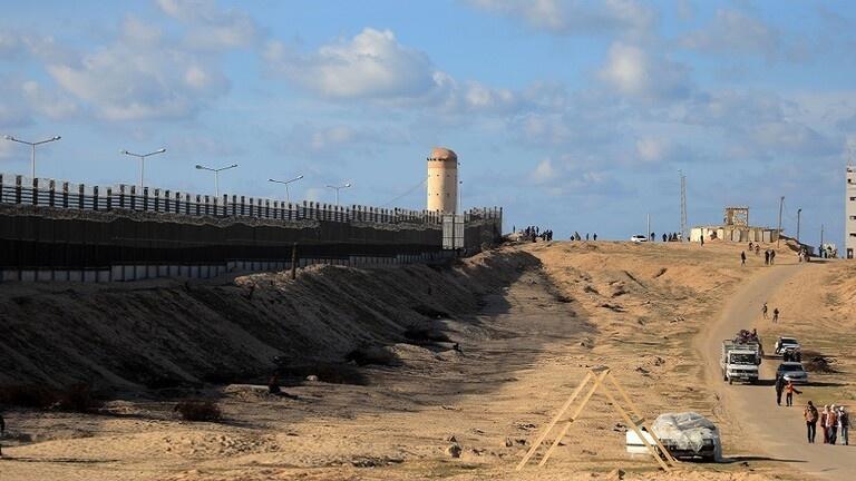 صحيفة عبرية: الجيش سيبقى بمحور فيلادلفيا 6 أشهر