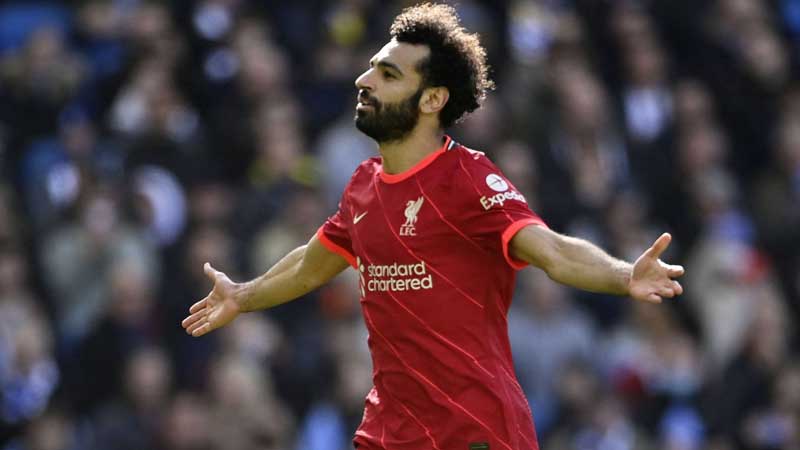 محمد صلاح يطيح برقم أسطورة يونايتد