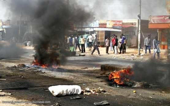 50 قتيلا باحتجاجات الأسعار في السودان والسلطات تعلق الدراسة