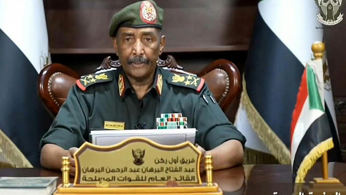 السودان: البرهان يقيل 3 وزراء بينهم وزير الخارجية