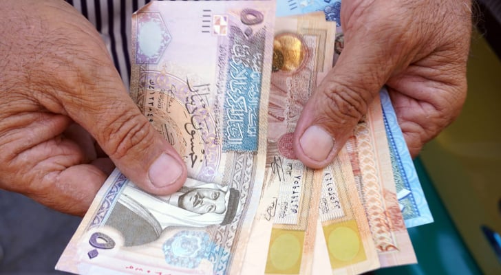  توجه حكومي لتطوير الأداء المالي والإبقاء على الاستقرار النقدي في الأردن