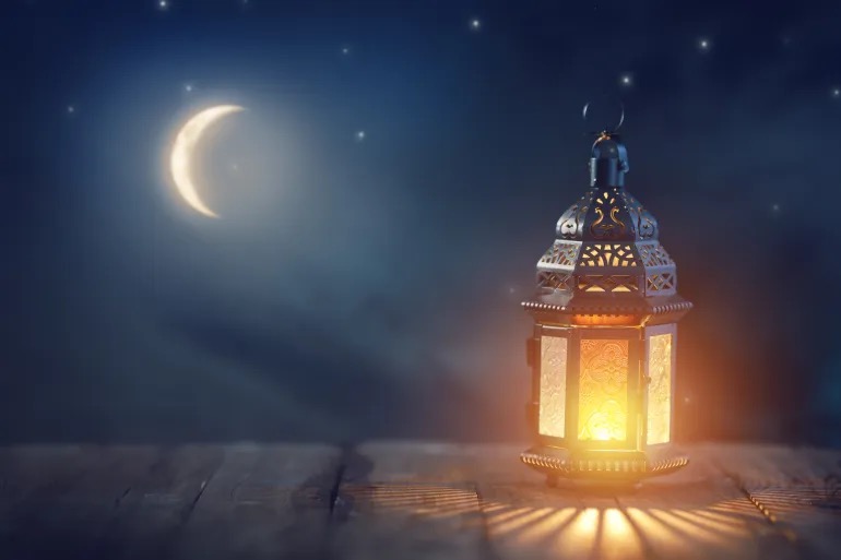 دول أعلنت الخميس رمضان ودول تتحرى الأربعاء