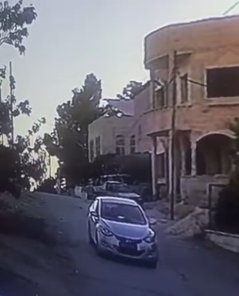 بالفيديو  ..  مواطن يوثق سرقة ثلاثة خرفان في منطقة نعيمة بمحافظة اربد