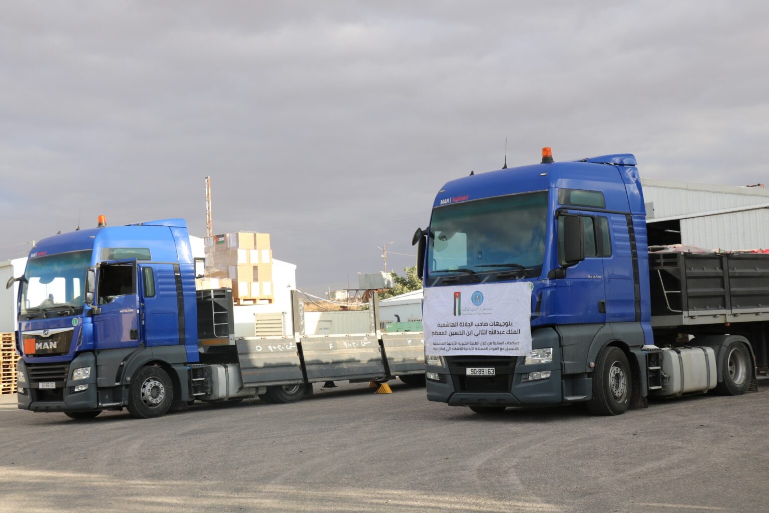 الأردن يسير 50 شاحنة من المساعدات الإنسانية لسكان غزة