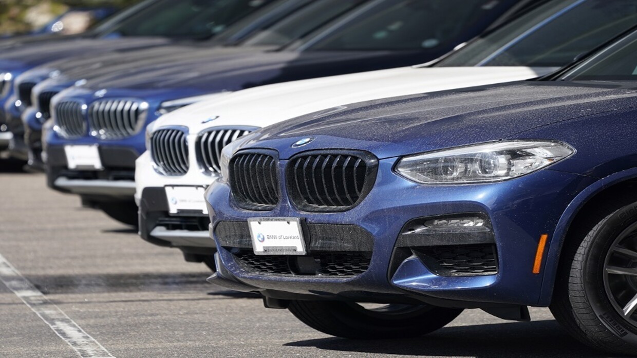 نتيجة عطل تقني ..  شركة BMW تستدعي 291 ألف سيارة دفع رباعي في الولايات المتحدة