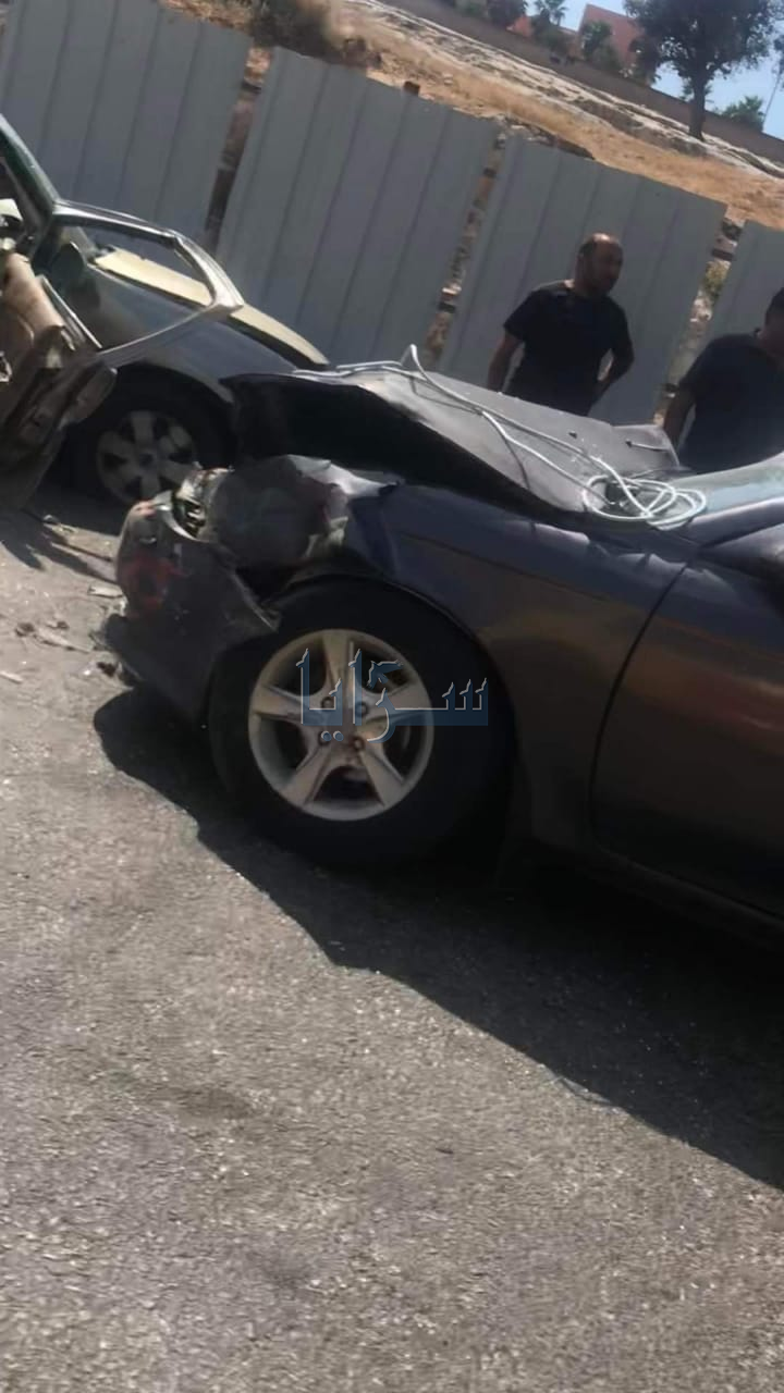 وفاة و3 اصابات إثر حادث تصادم على طريق المنصورة في إربد - صور 
