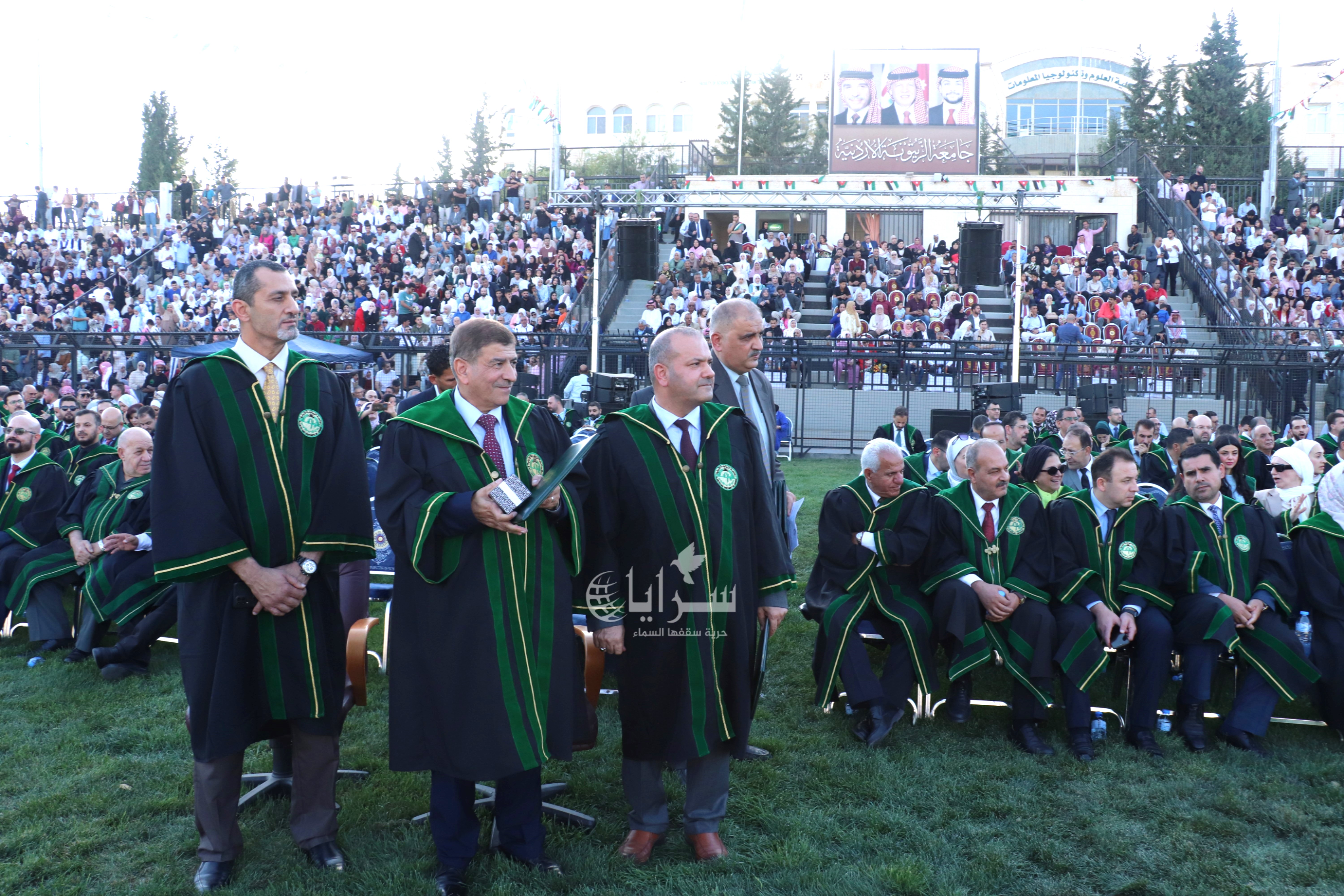 جامعة الزيتونة تحتفل بتخريج الفوج الثامن والعشرين للفصل الدراسي الصيفي