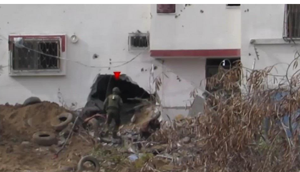 القسام تستهدف قوة إسرائيلية متحصنة بمبنى بدير البلح